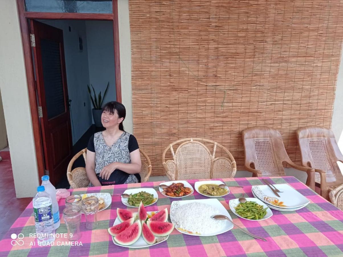 אהונגלה Dinuli Home Stay מראה חיצוני תמונה