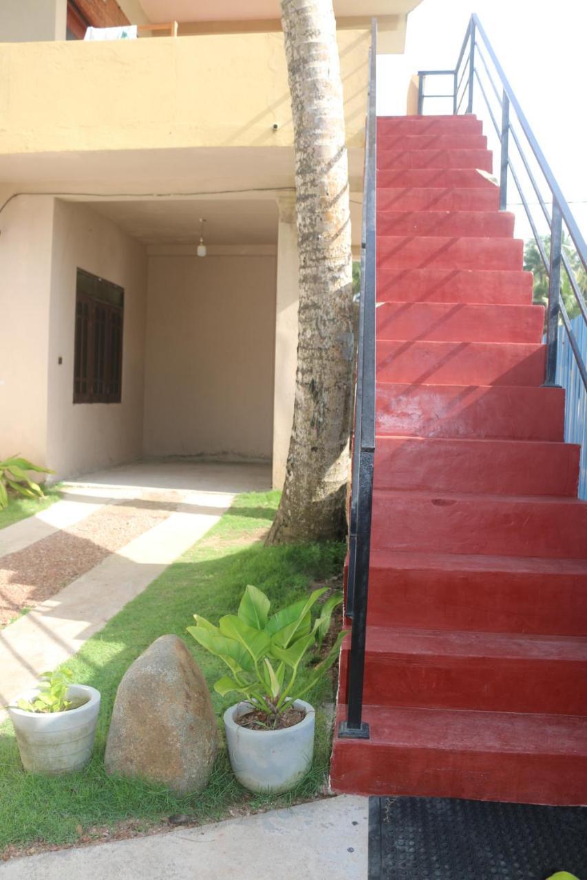 אהונגלה Dinuli Home Stay מראה חיצוני תמונה